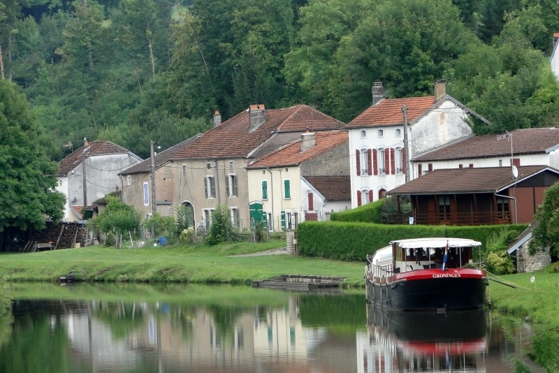 varen door historische steden<br>over traag stromende rivieren<br>in Nederland Begi<br>Frankrijk